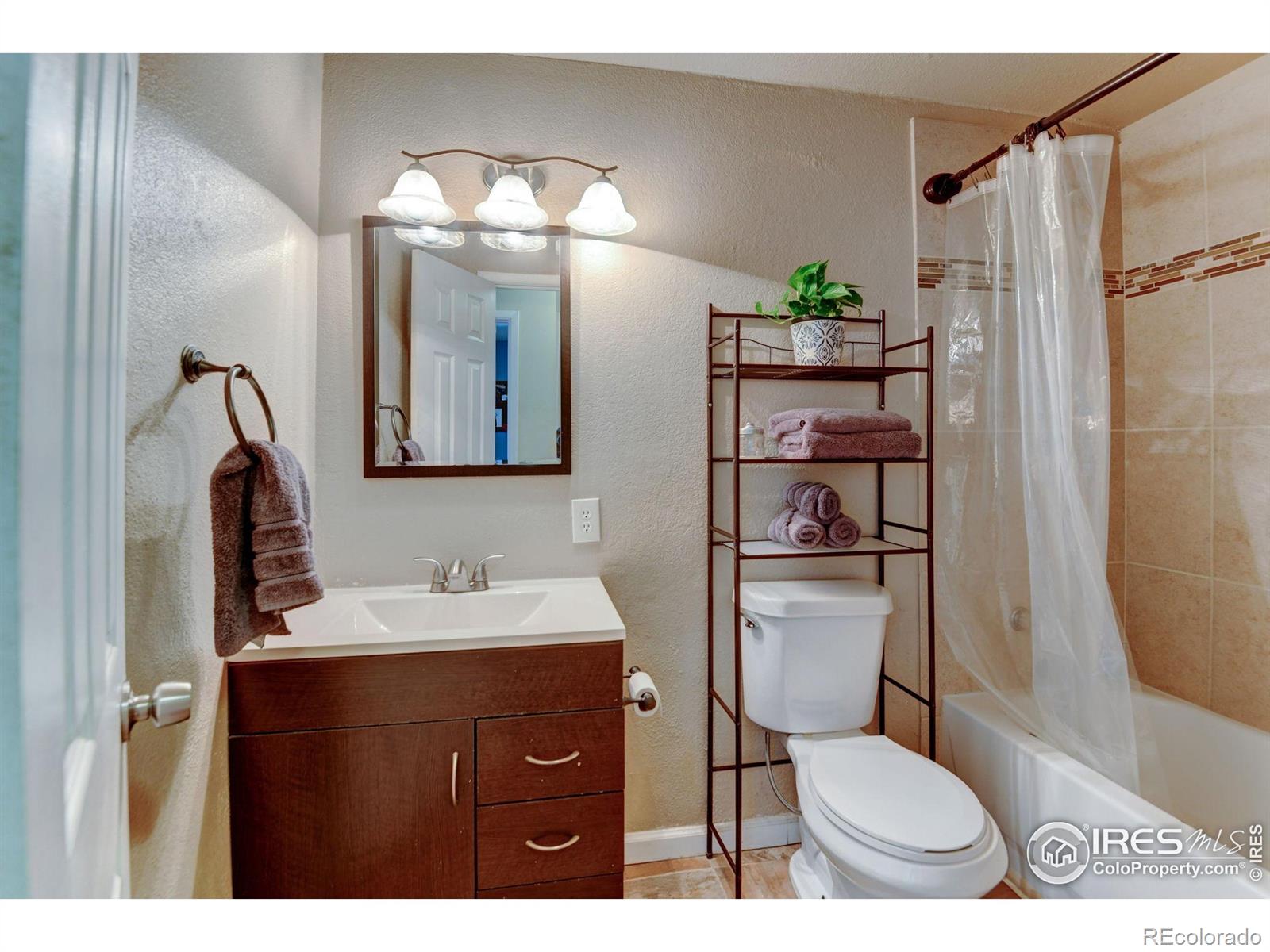 MLS Image #18 for 3110 n franklin avenue,loveland, Colorado