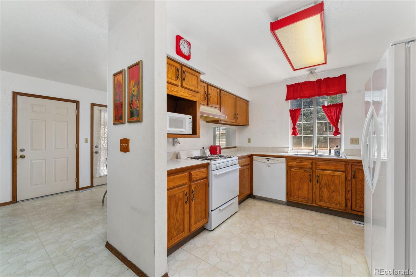 MLS Image #7 for 4390 s sheridan boulevard,littleton, Colorado