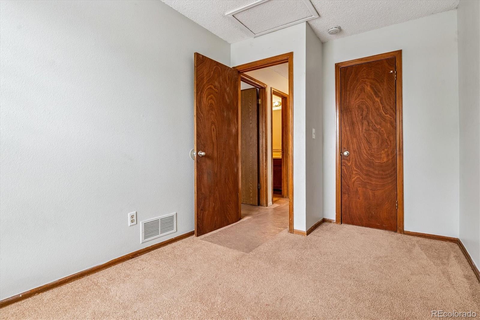 MLS Image #16 for 21052 e 45th avenue,denver, Colorado