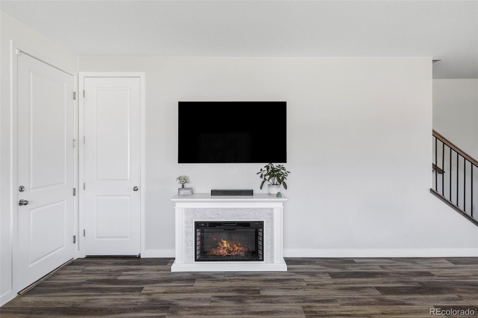 MLS Image #13 for 2023 s upham way,denver, Colorado