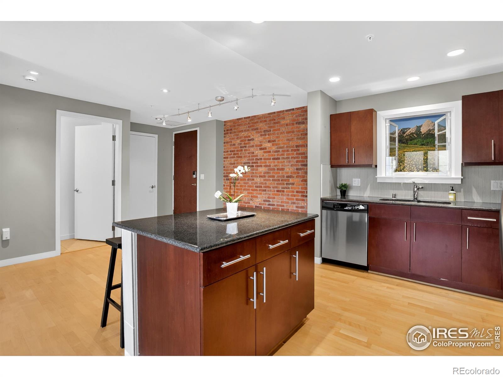 MLS Image #20 for 3601  arapahoe avenue,boulder, Colorado