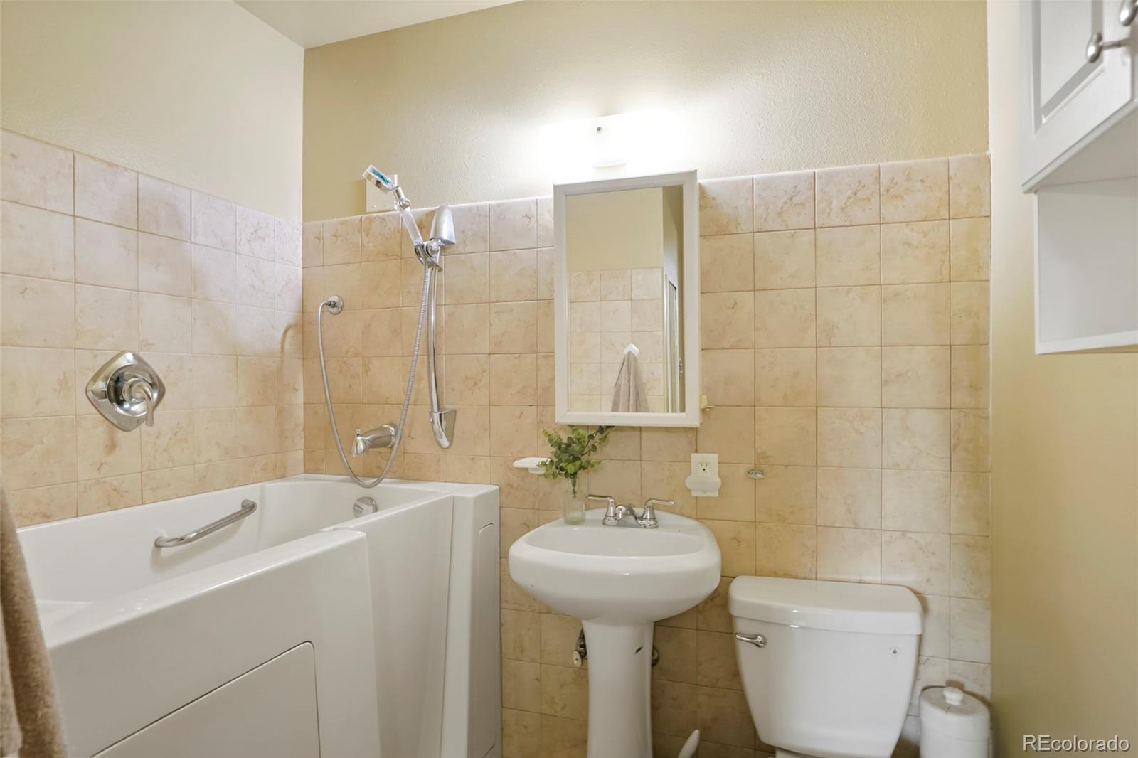 MLS Image #18 for 6371  brooks drive,arvada, Colorado