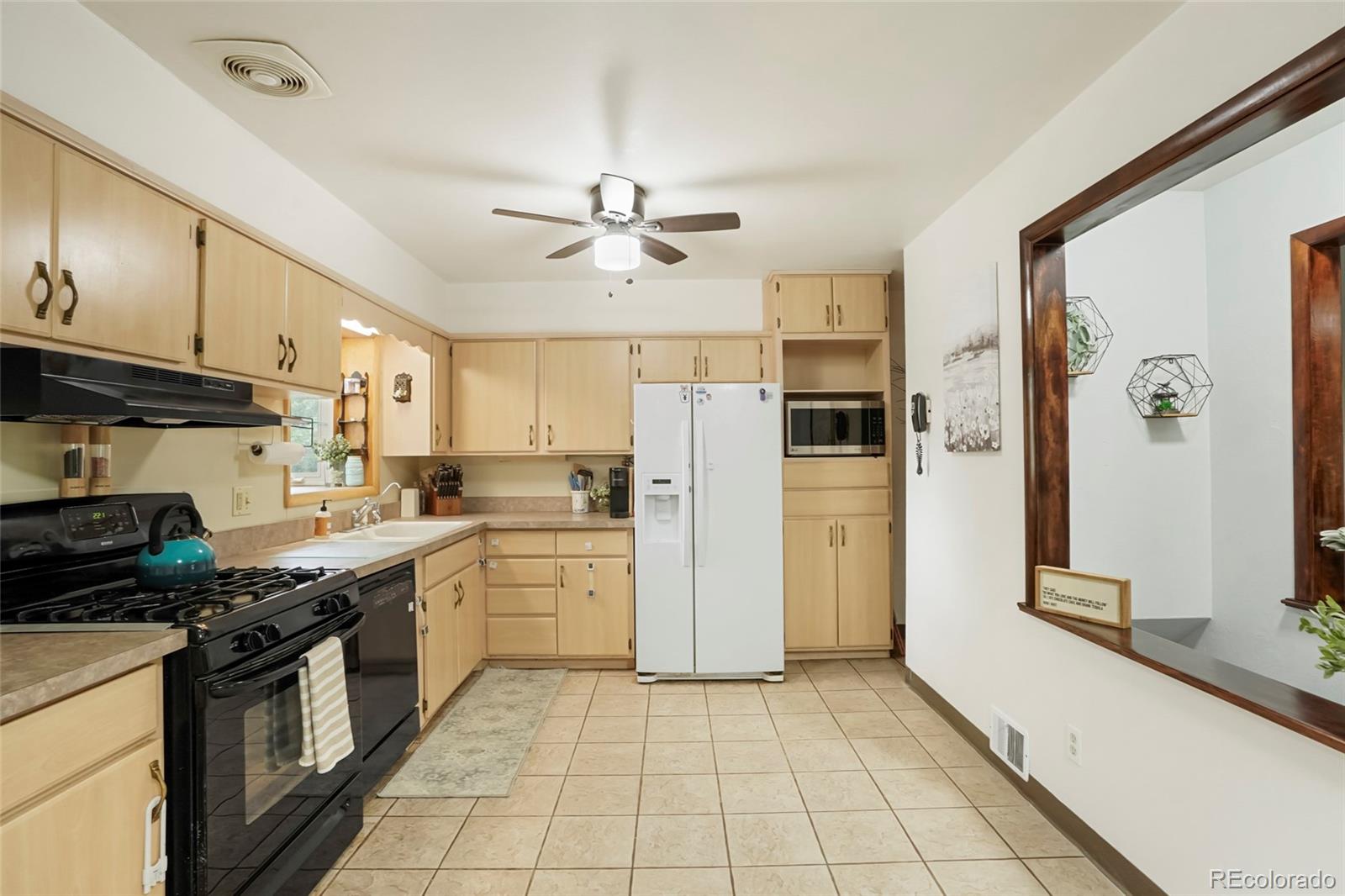 MLS Image #7 for 6371  brooks drive,arvada, Colorado