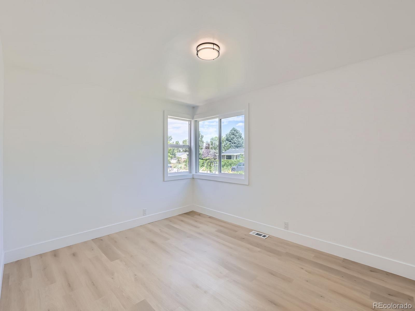 MLS Image #13 for 235 s stuart street,denver, Colorado