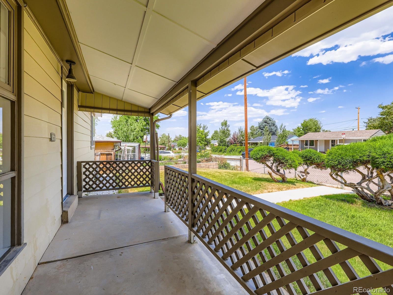 MLS Image #4 for 235 s stuart street,denver, Colorado