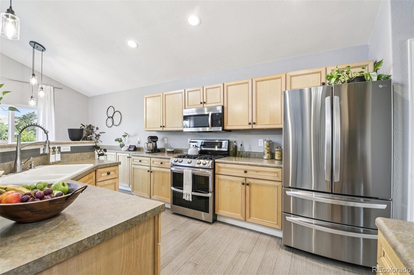 MLS Image #9 for 15948 e 106th place,commerce city, Colorado