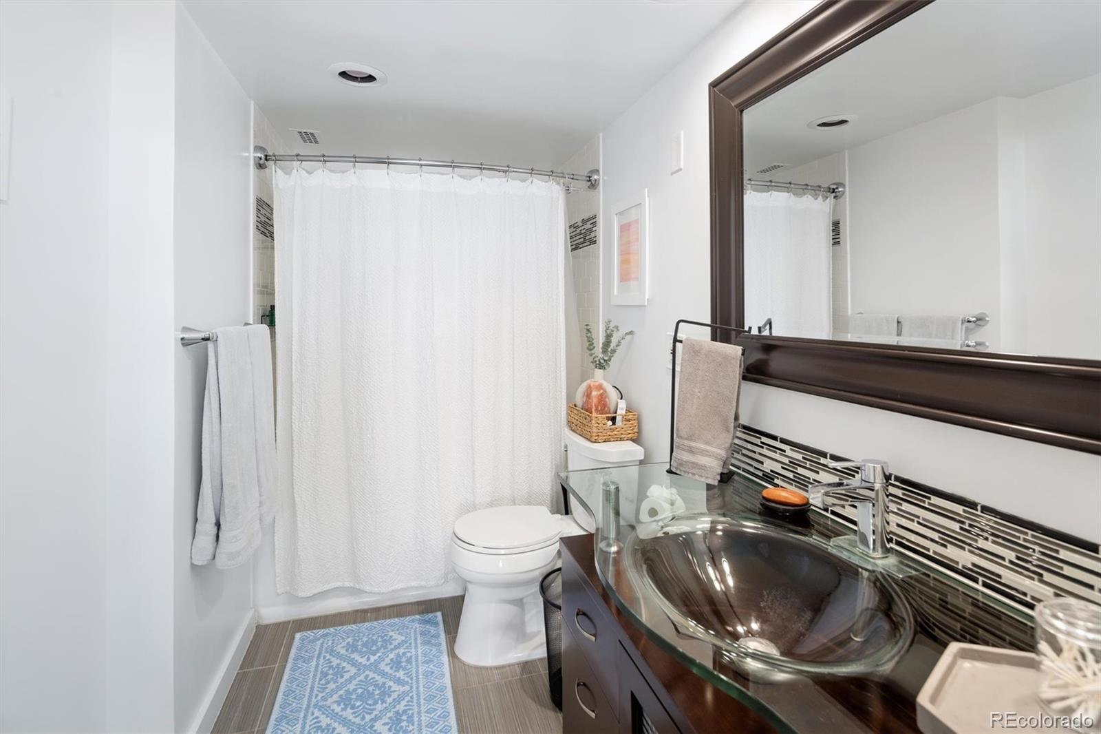 MLS Image #21 for 790 n washington street,denver, Colorado