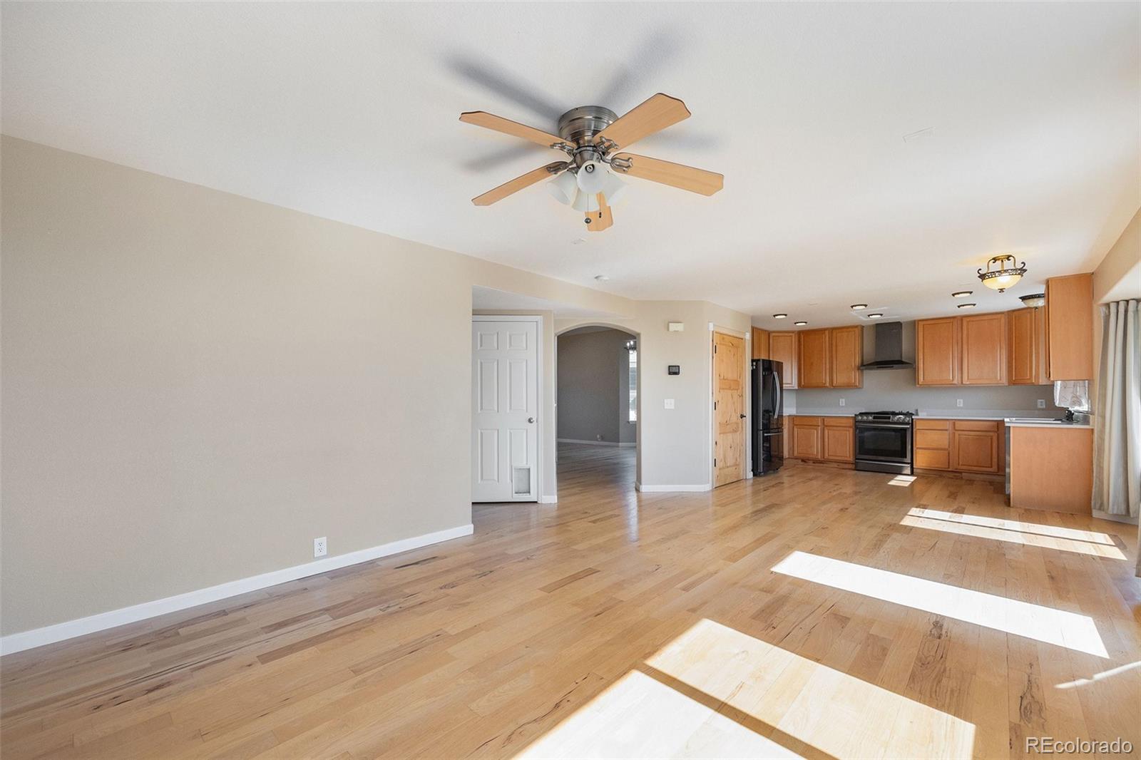 MLS Image #7 for 6833 e 115th avenue,thornton, Colorado
