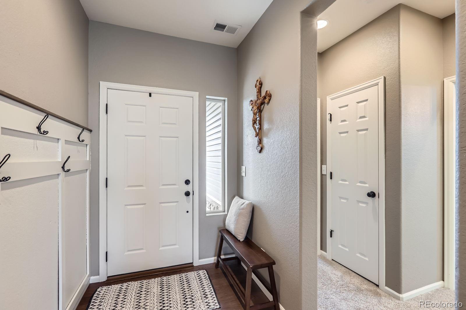 MLS Image #3 for 5076  eaglewood lane,johnstown, Colorado