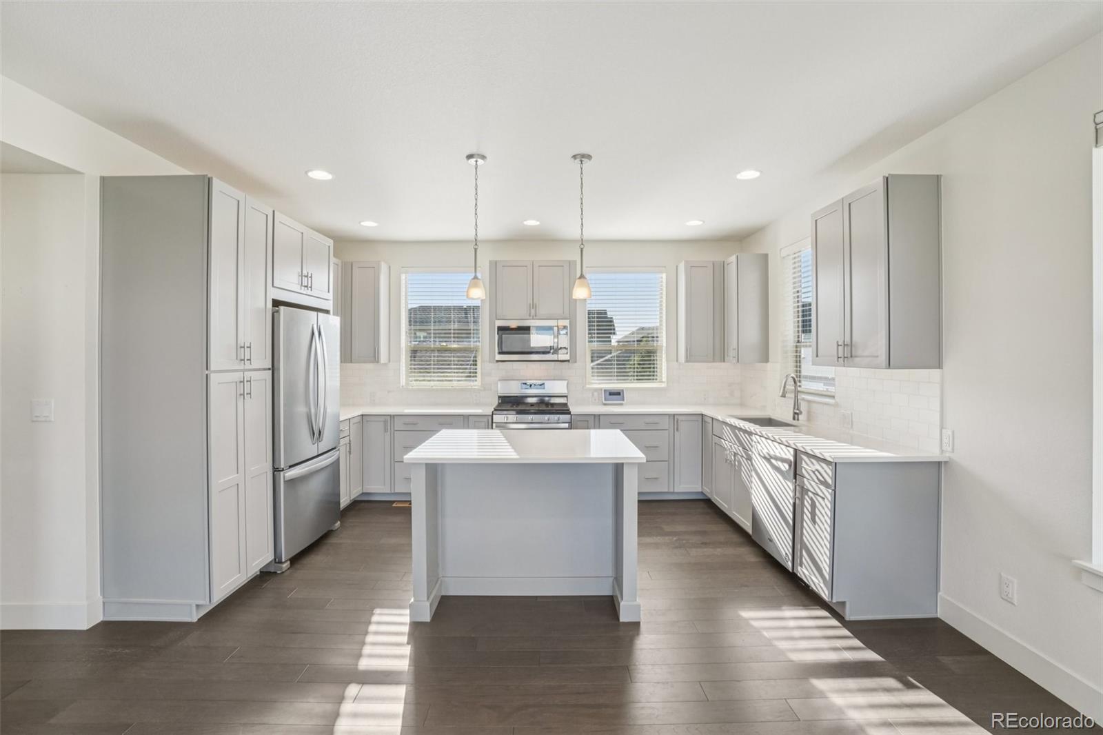 MLS Image #10 for 5668  galena street,denver, Colorado