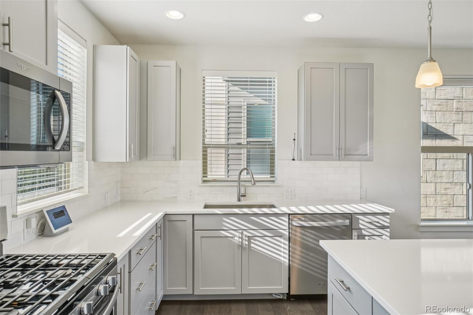 MLS Image #13 for 5668  galena street,denver, Colorado