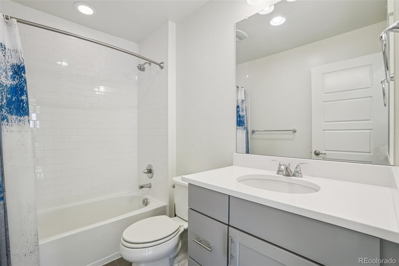 MLS Image #18 for 5668  galena street,denver, Colorado