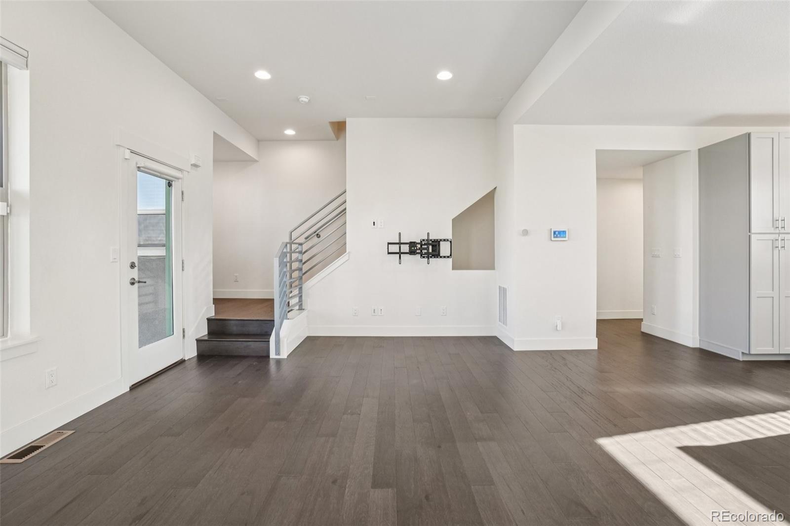 MLS Image #7 for 5668  galena street,denver, Colorado