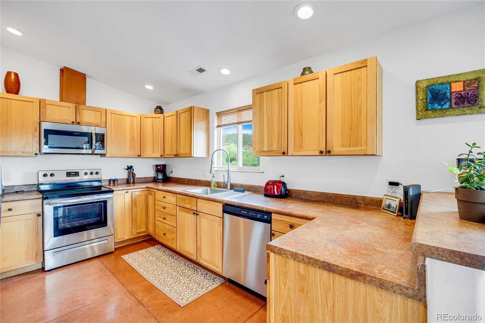 MLS Image #18 for 10  taos place,manitou springs, Colorado