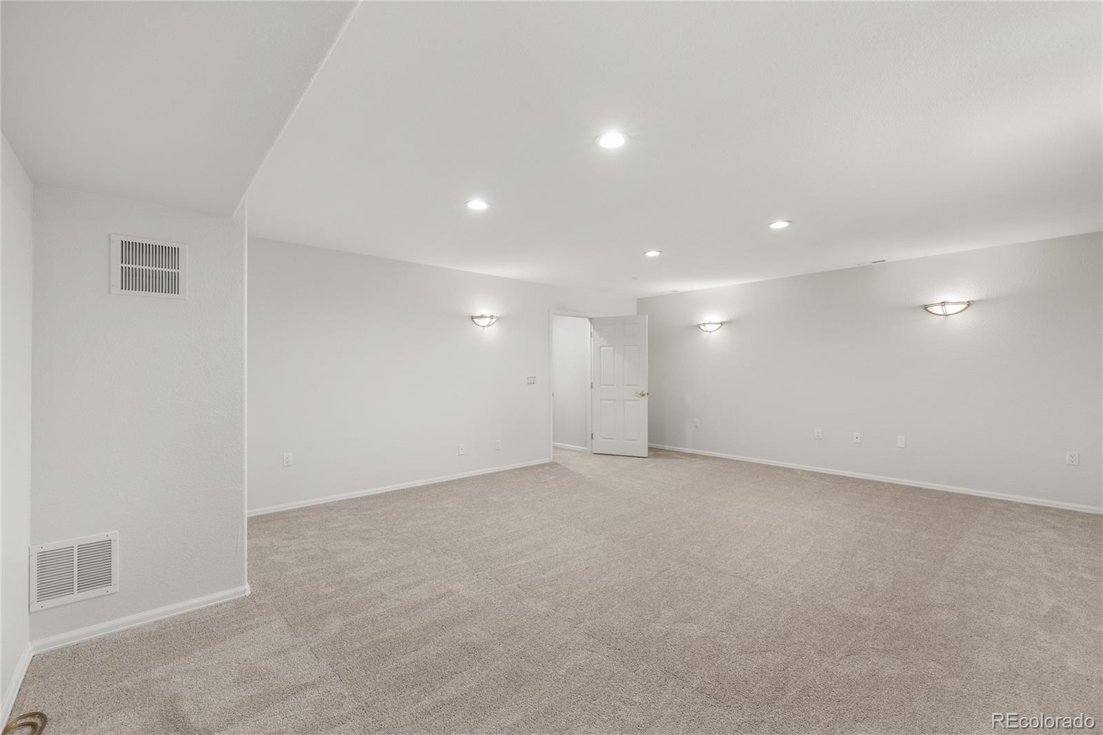 MLS Image #35 for 23421 e long place,aurora, Colorado