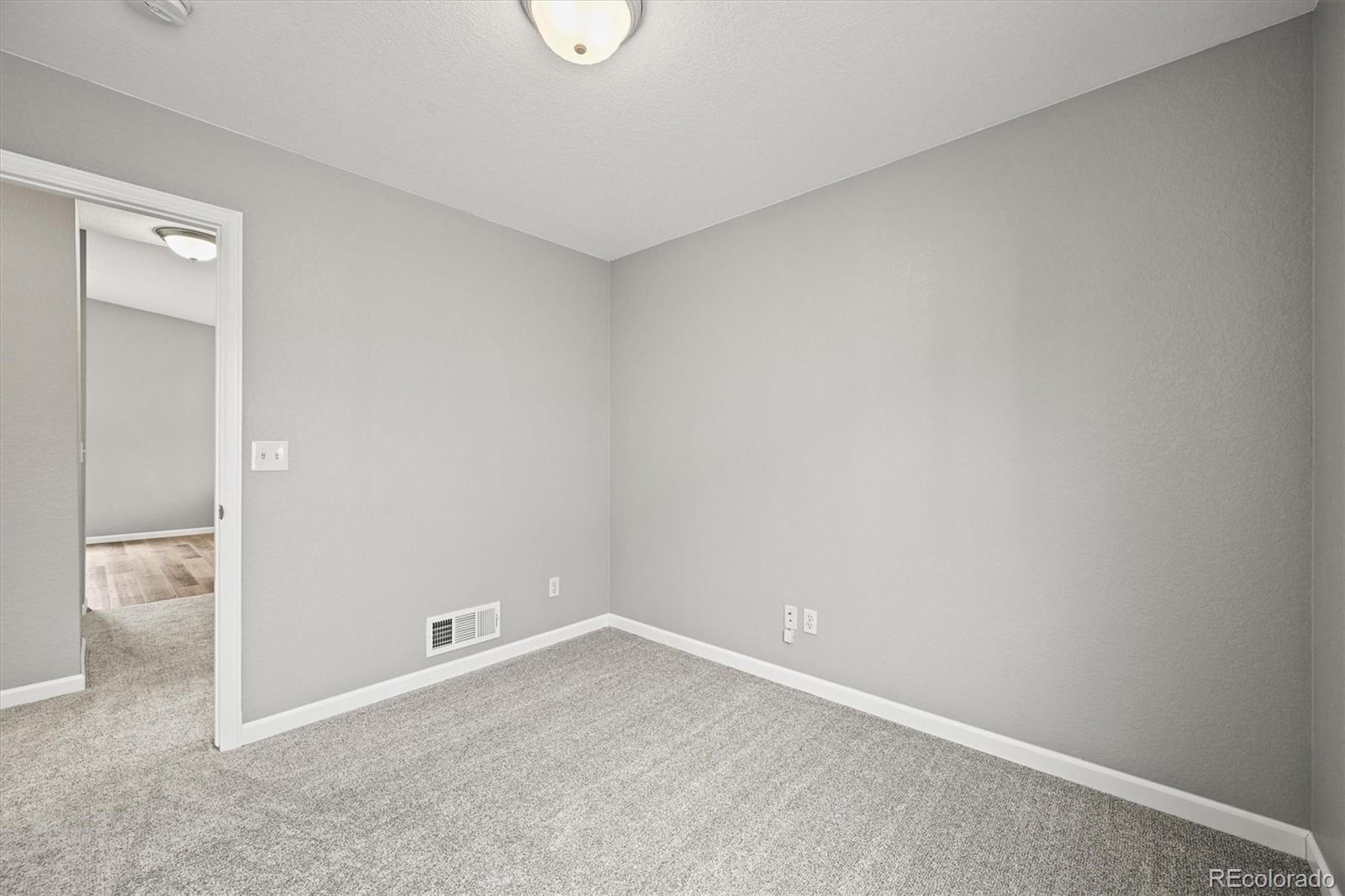 MLS Image #20 for 9620  mallard pond way,littleton, Colorado