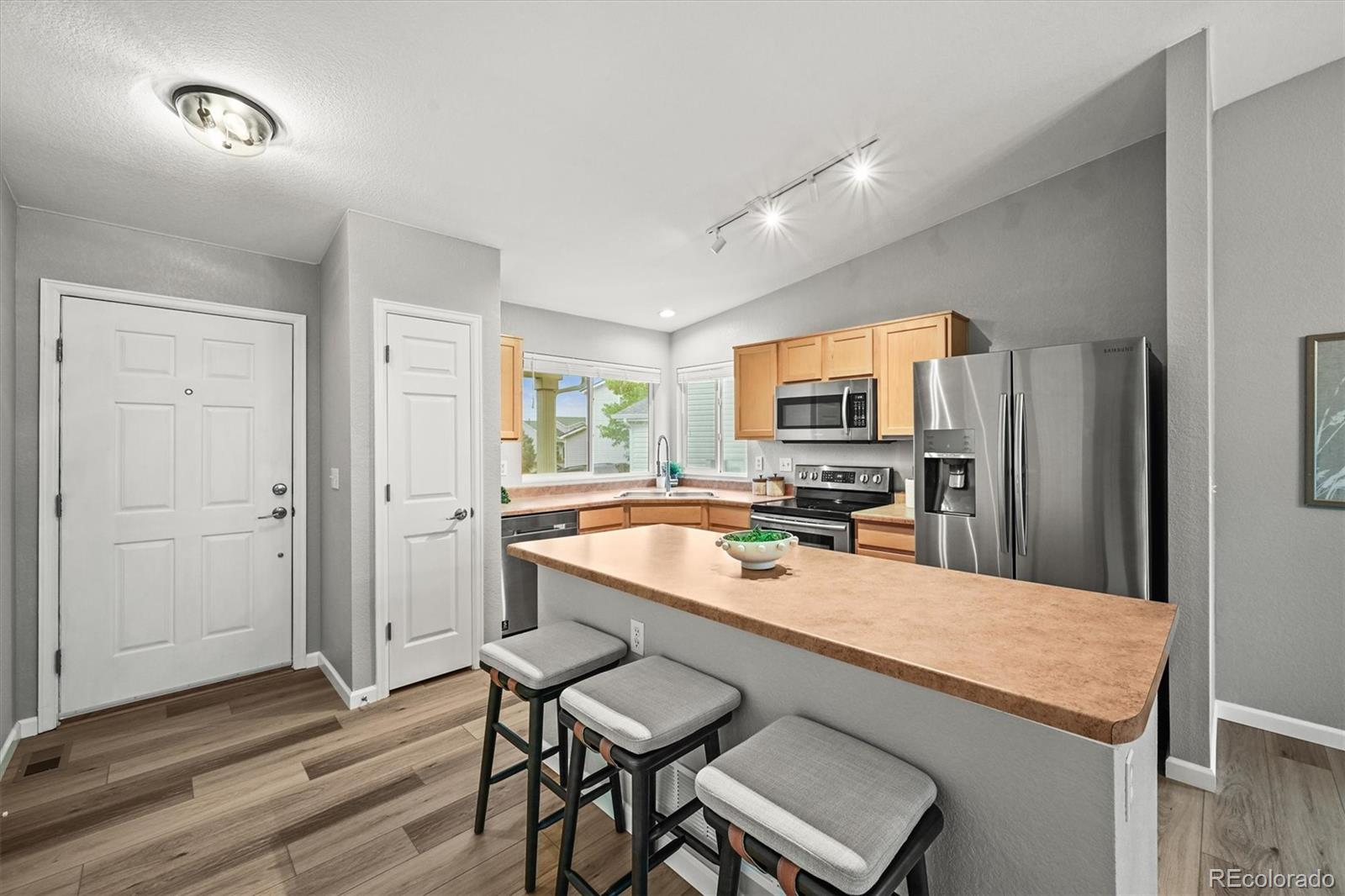 MLS Image #5 for 9620  mallard pond way,littleton, Colorado