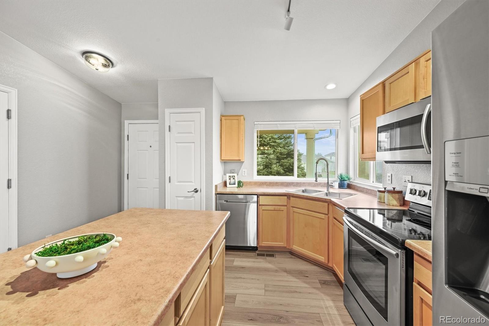 MLS Image #7 for 9620  mallard pond way,littleton, Colorado