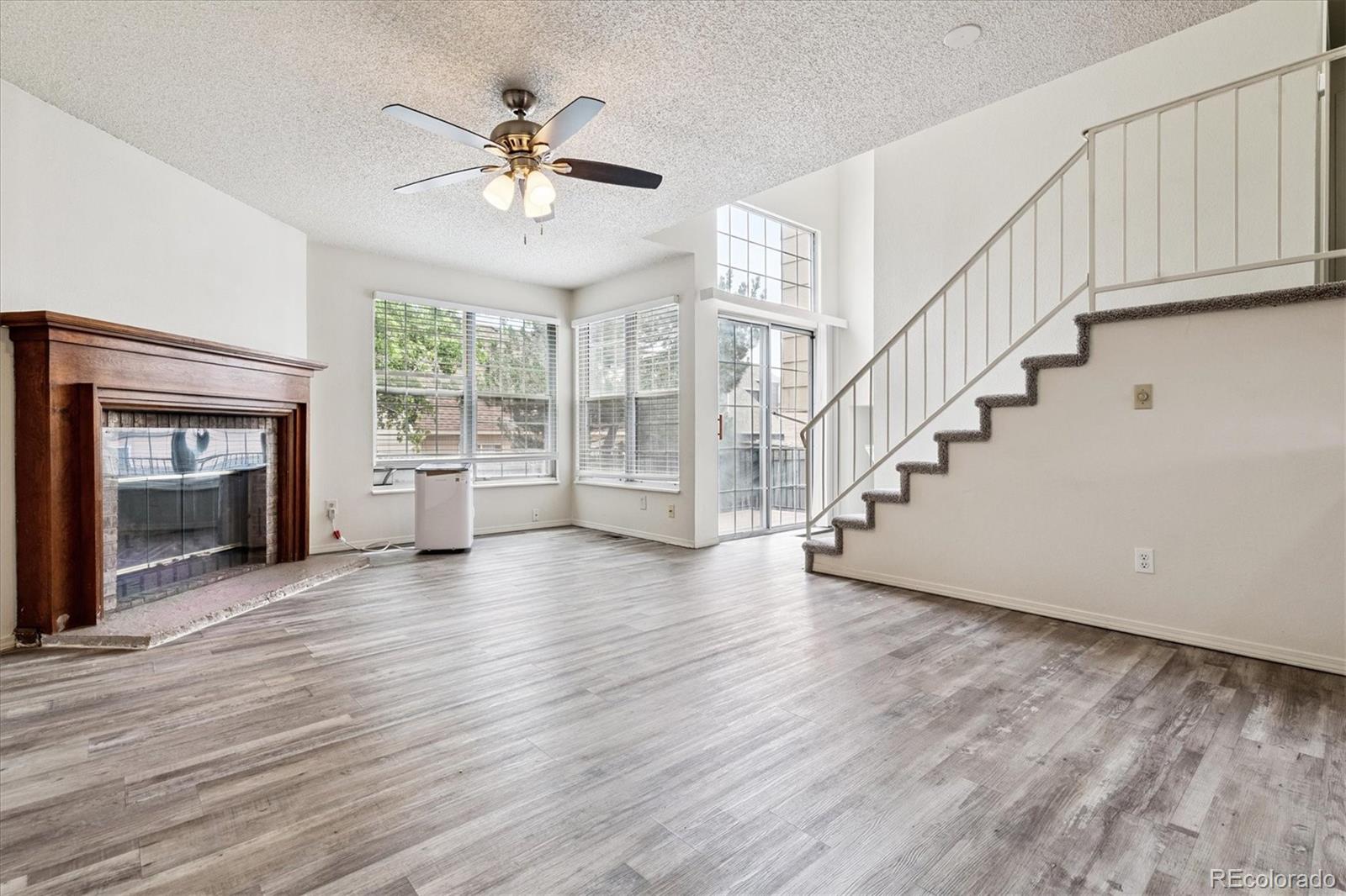 MLS Image #3 for 4592  malaya street,denver, Colorado