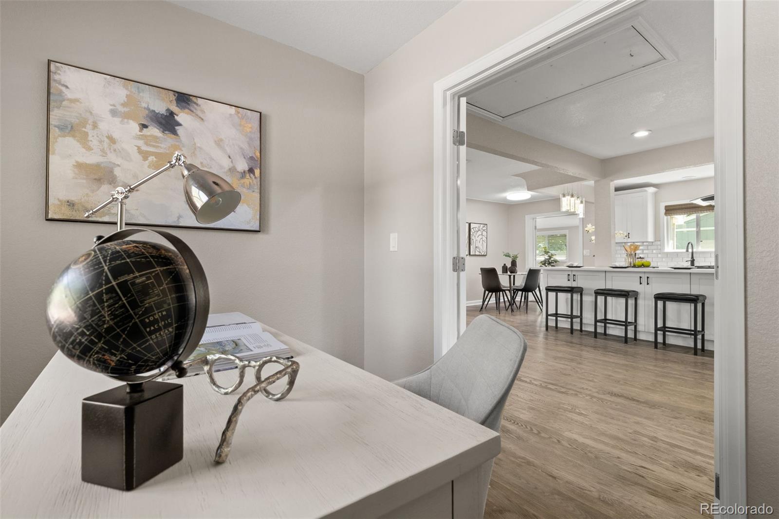 MLS Image #10 for 1120 s harrison street,denver, Colorado