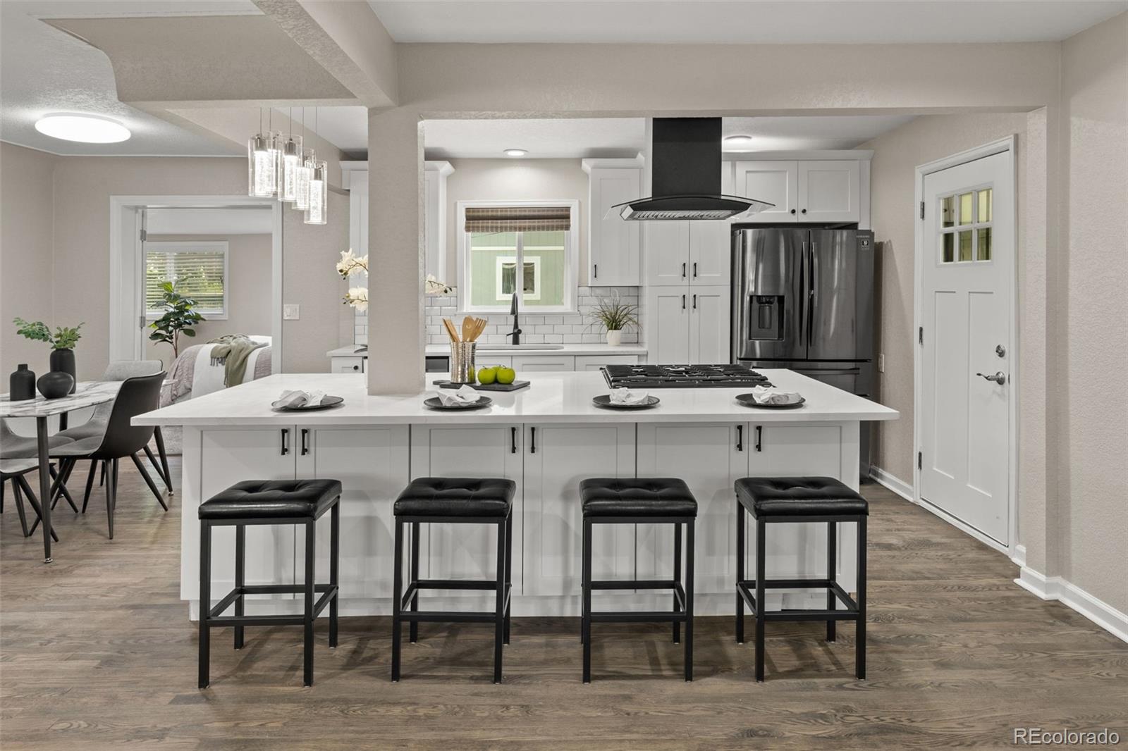 MLS Image #12 for 1120 s harrison street,denver, Colorado