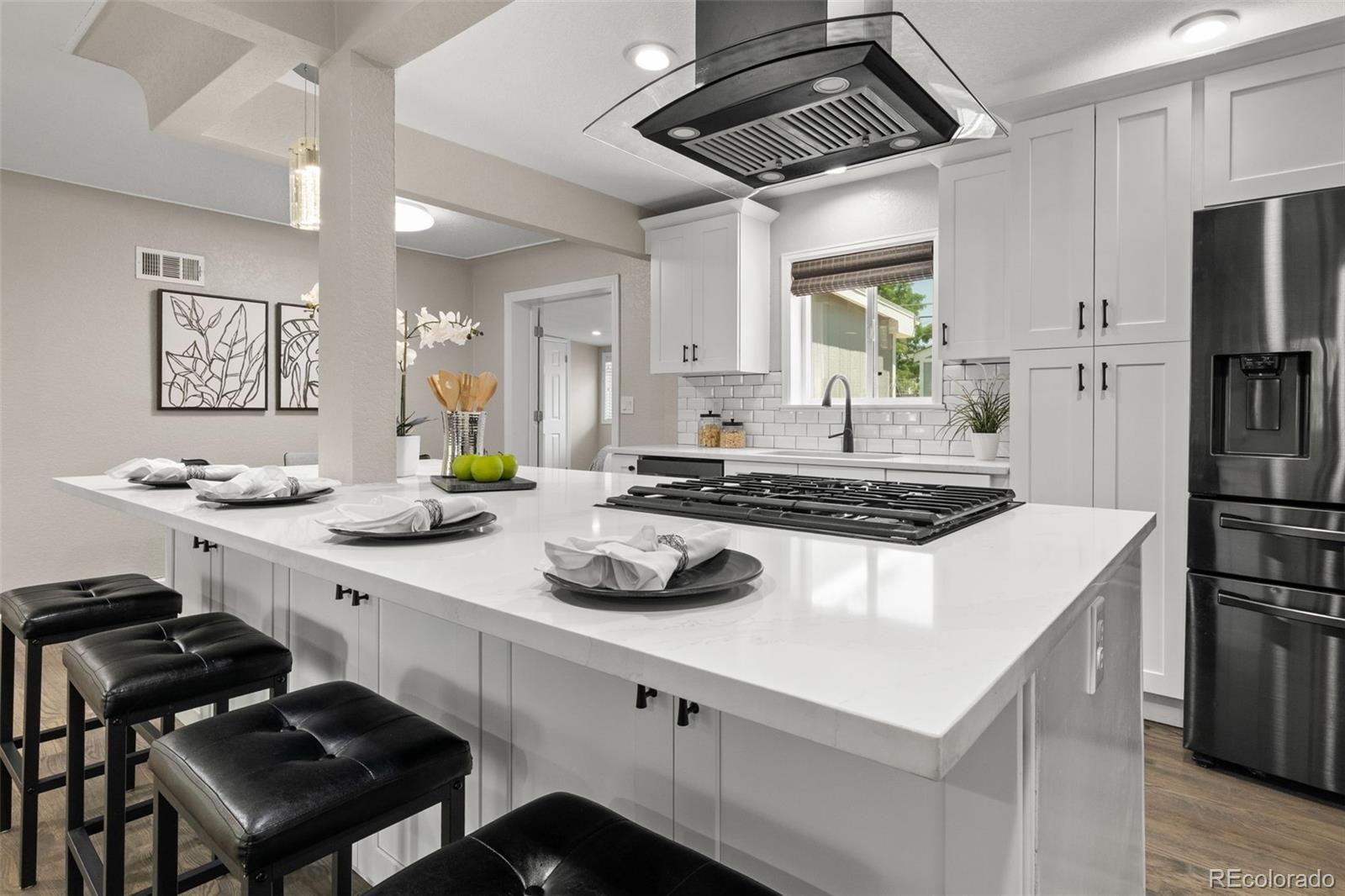 MLS Image #18 for 1120 s harrison street,denver, Colorado