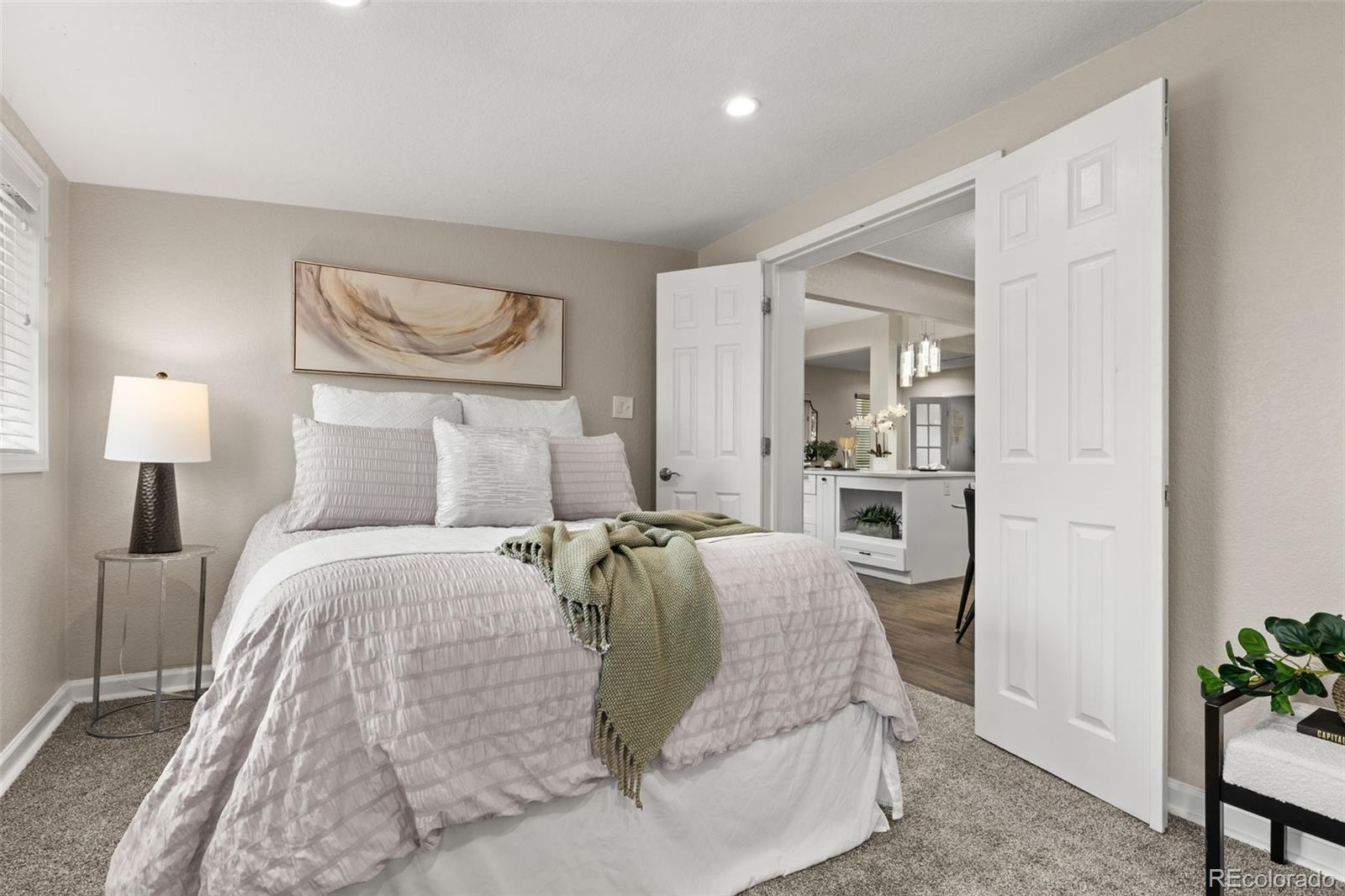 MLS Image #22 for 1120 s harrison street,denver, Colorado