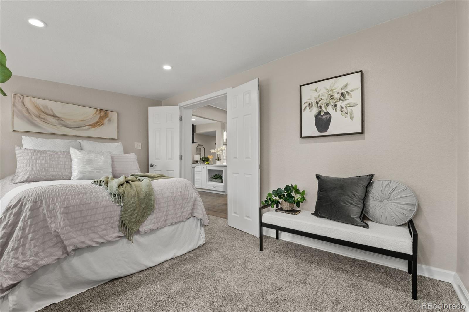MLS Image #23 for 1120 s harrison street,denver, Colorado