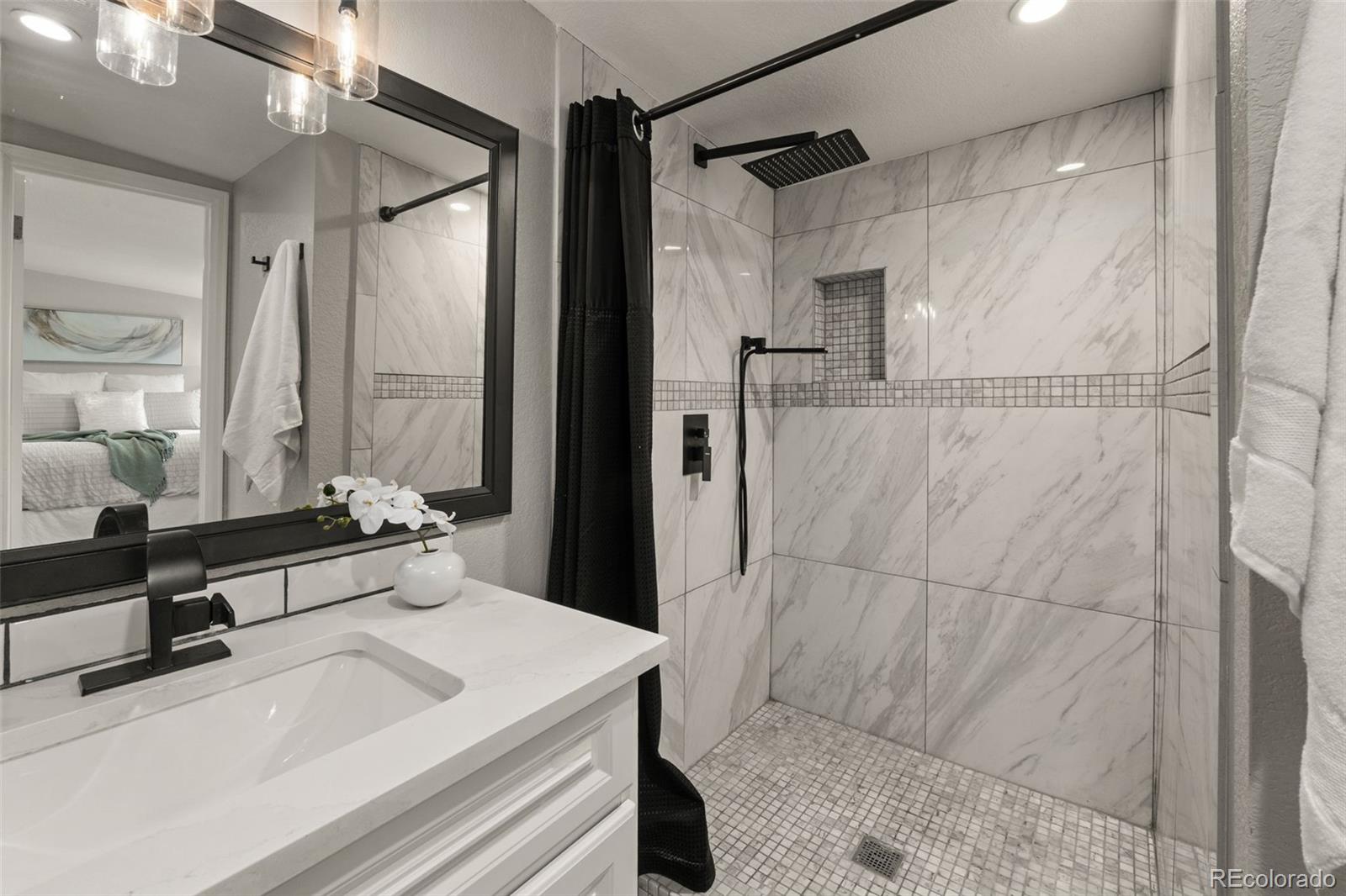 MLS Image #27 for 1120 s harrison street,denver, Colorado
