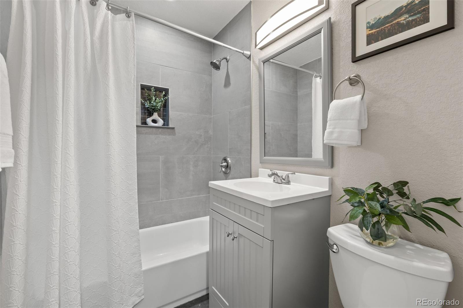 MLS Image #33 for 1120 s harrison street,denver, Colorado