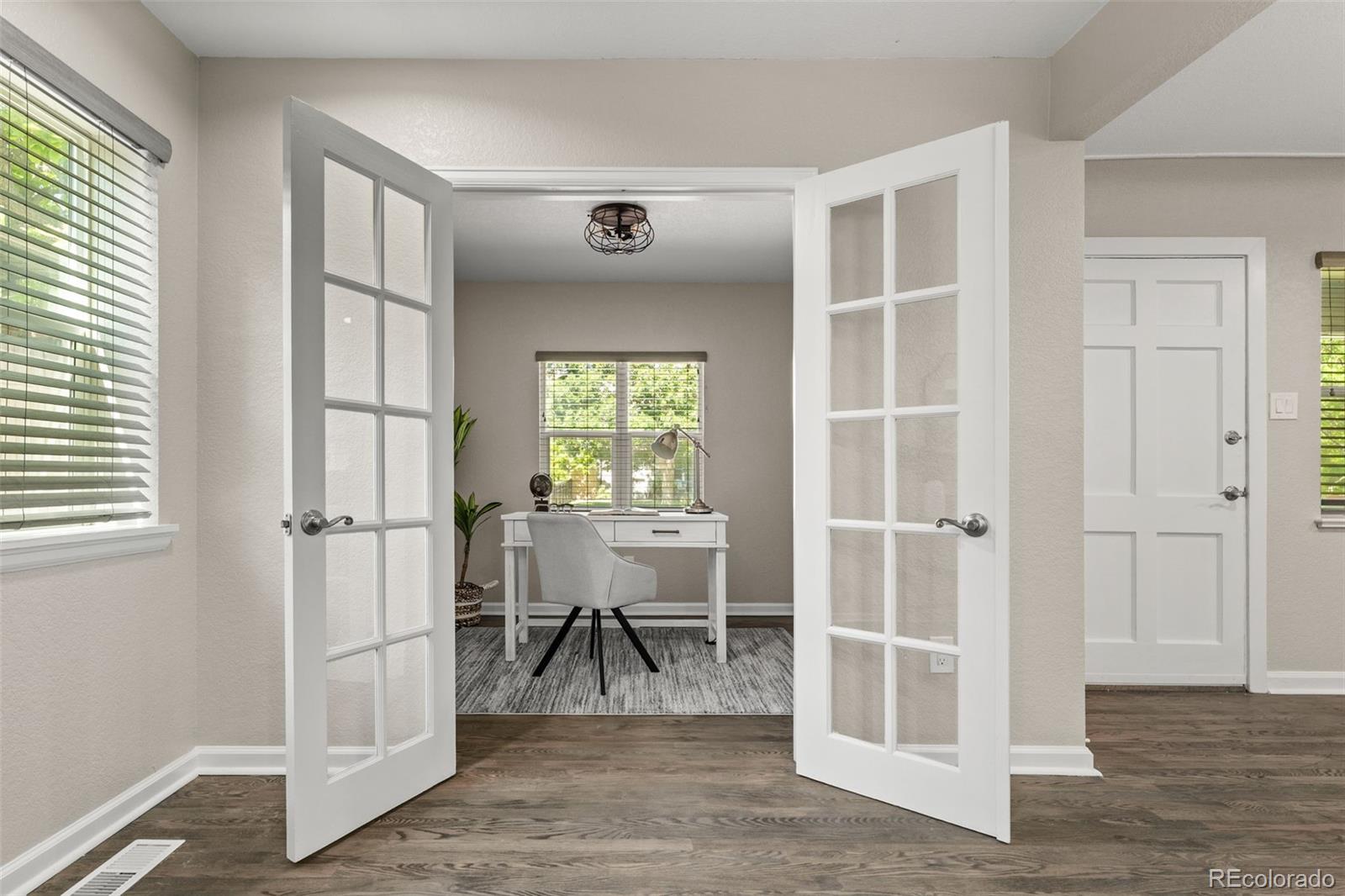 MLS Image #8 for 1120 s harrison street,denver, Colorado