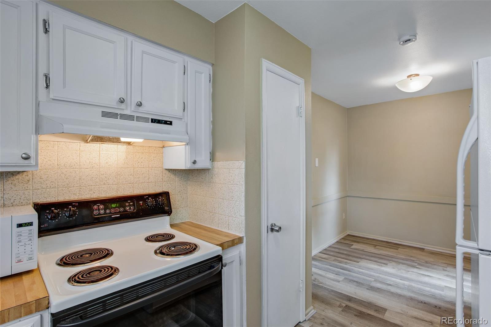MLS Image #10 for 2043  tunis circle,fort collins, Colorado