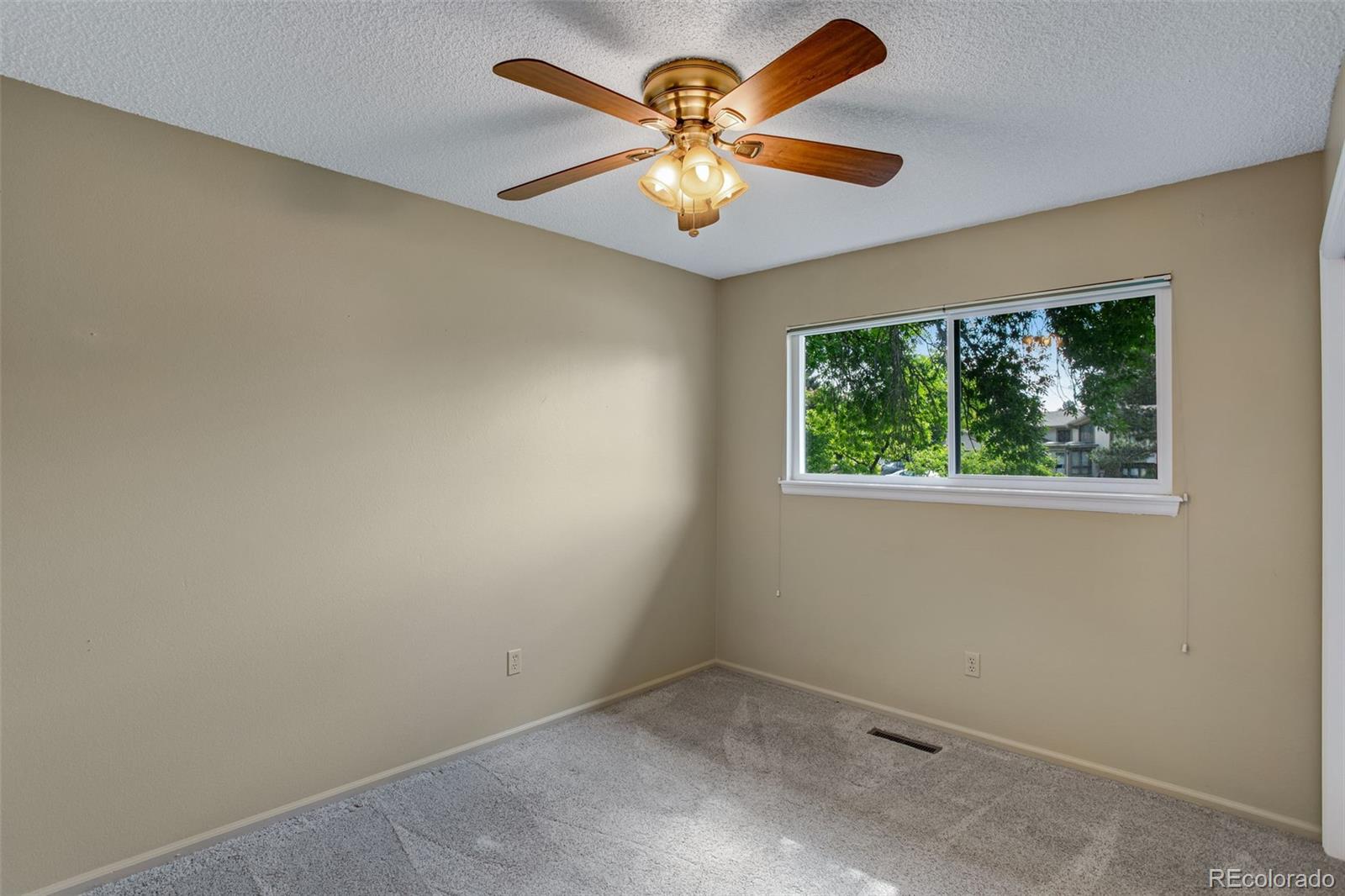 MLS Image #20 for 2043  tunis circle,fort collins, Colorado