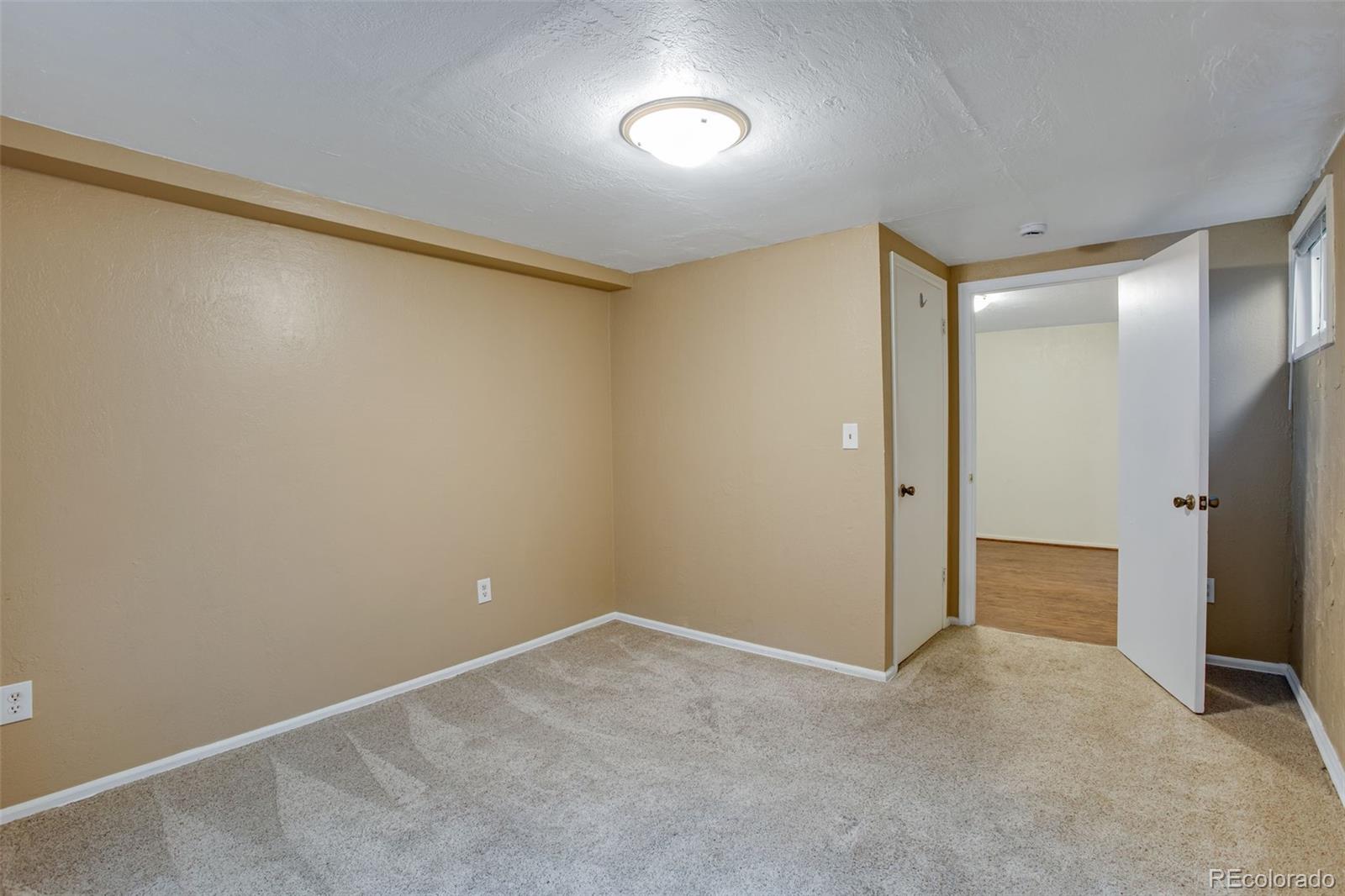MLS Image #33 for 2043  tunis circle,fort collins, Colorado