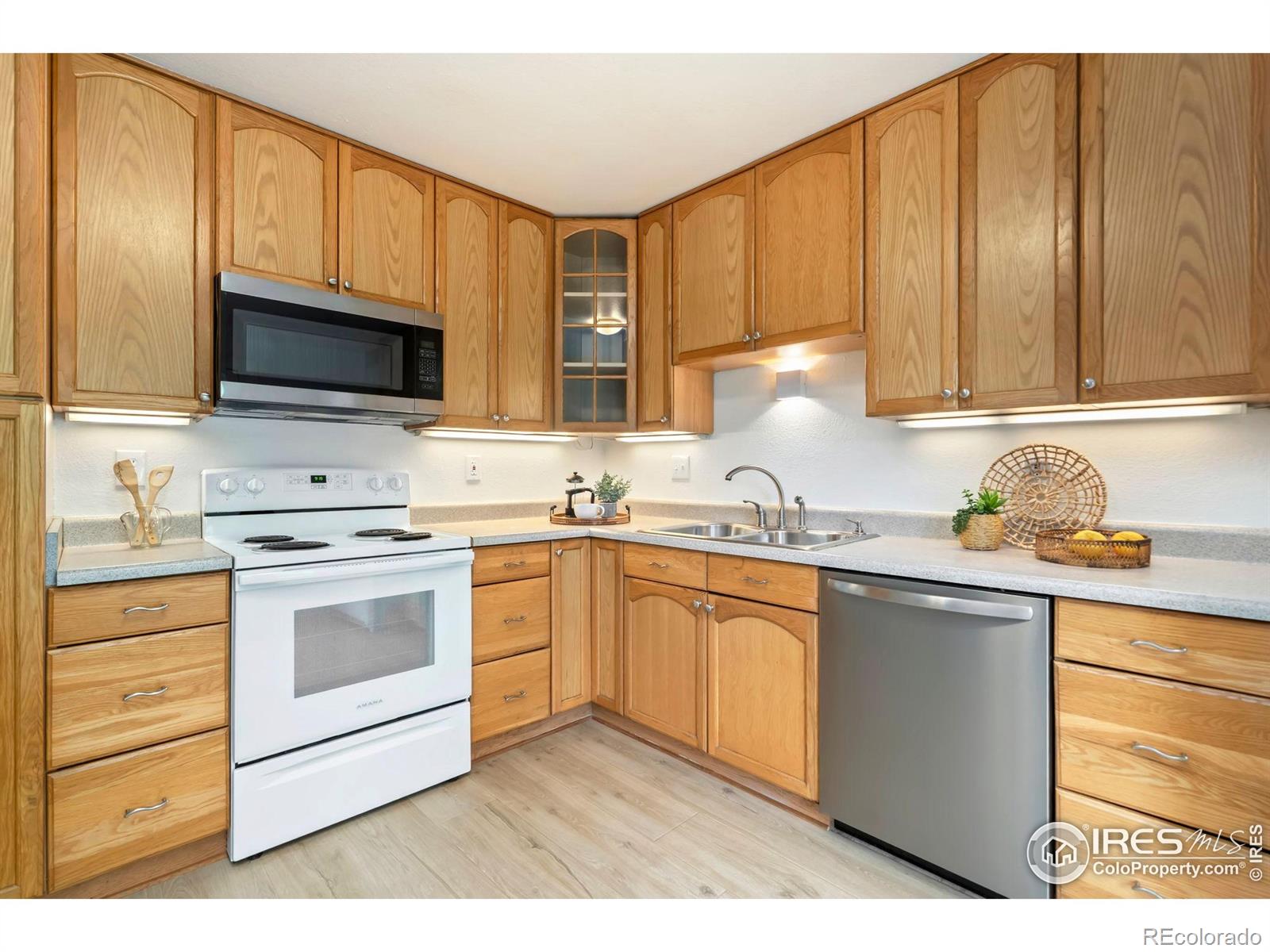 MLS Image #11 for 930  vanderbilt court,fort collins, Colorado