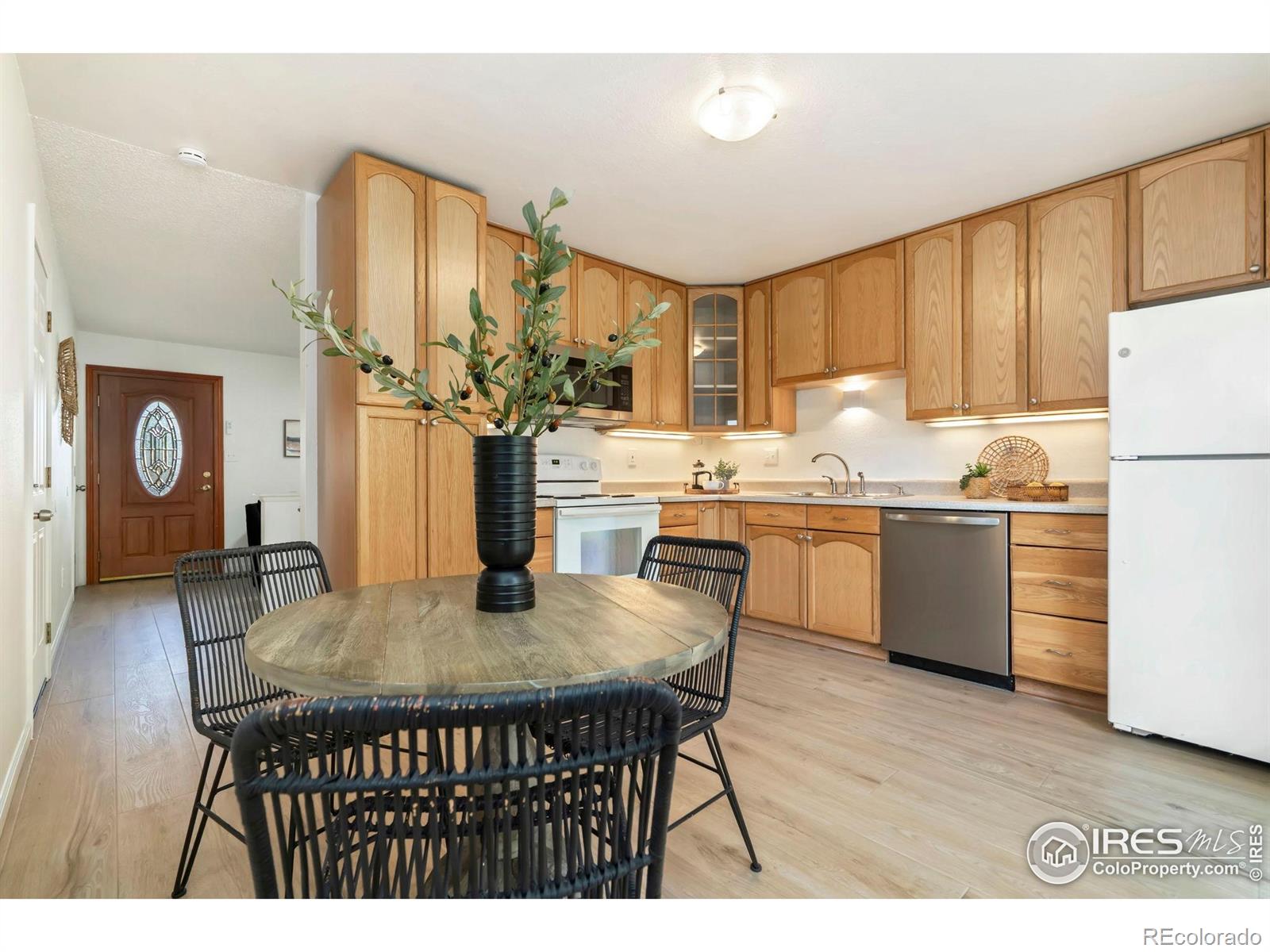 MLS Image #8 for 930  vanderbilt court,fort collins, Colorado