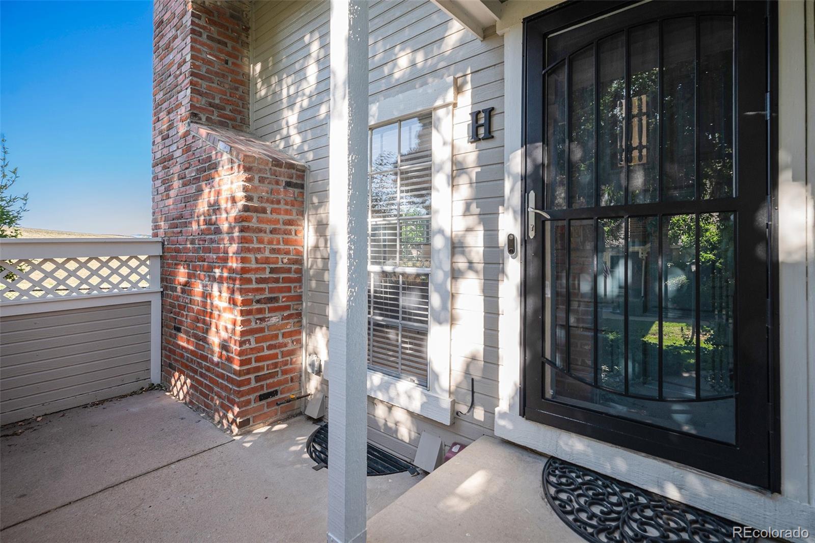 MLS Image #1 for 2882 w long circle,littleton, Colorado