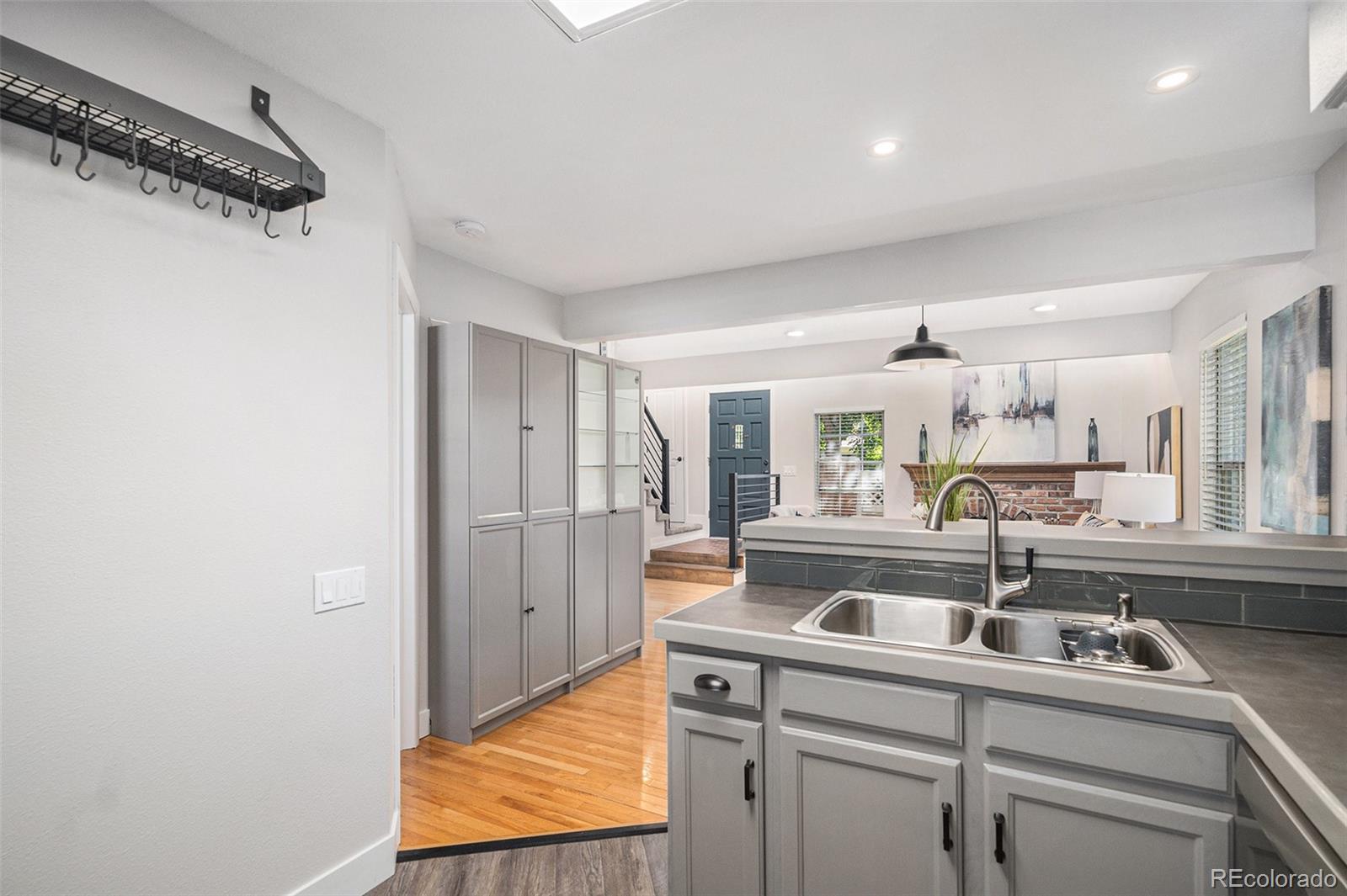 MLS Image #10 for 2882 w long circle,littleton, Colorado