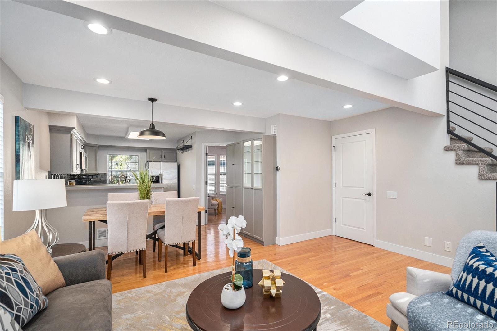 MLS Image #4 for 2882 w long circle,littleton, Colorado