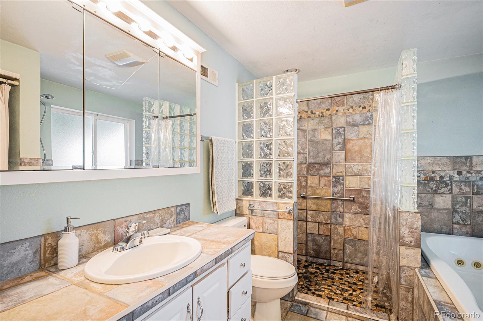 MLS Image #29 for 3647 s uravan street,aurora, Colorado