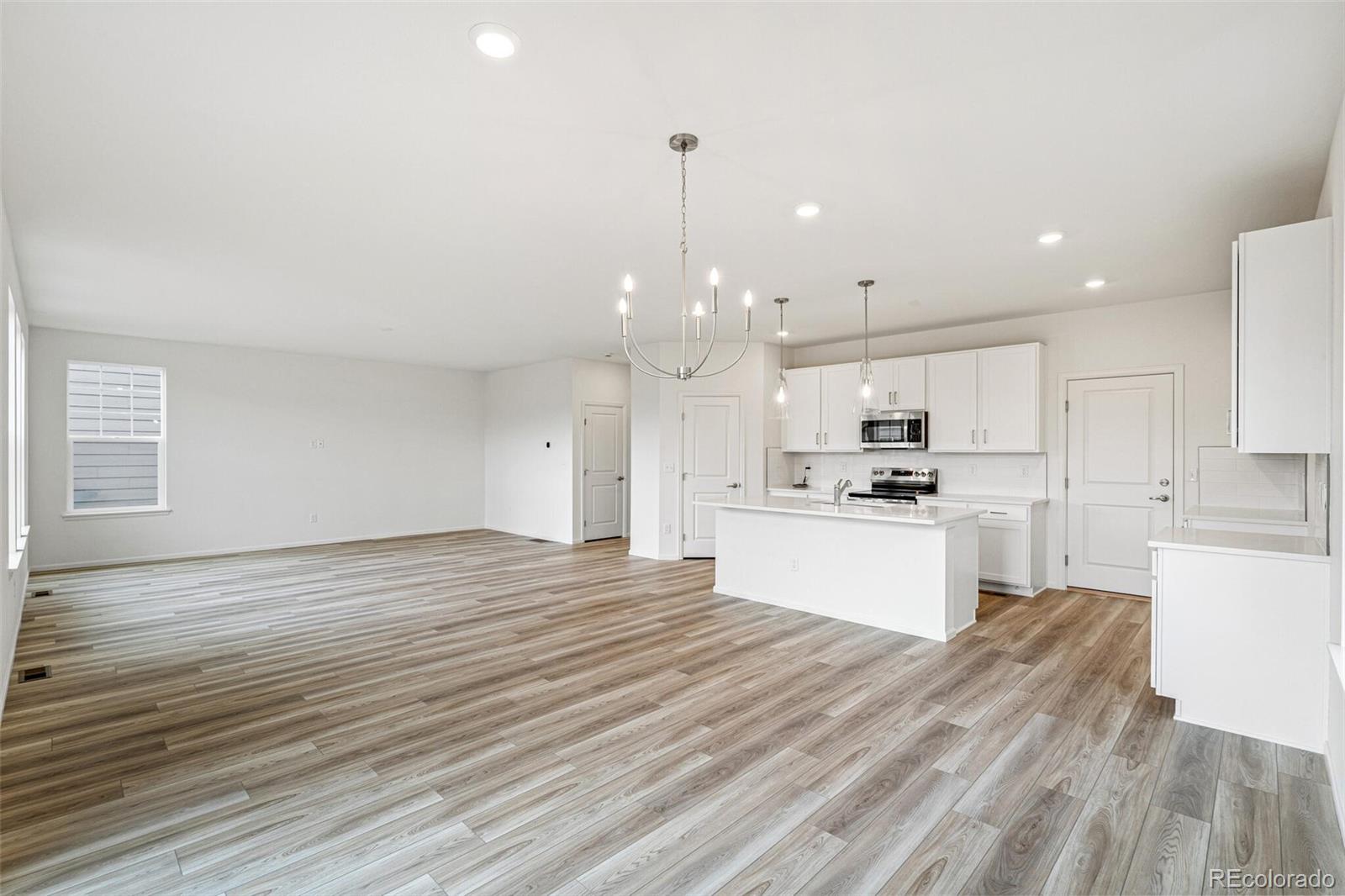 MLS Image #12 for 4691  amrock drive,johnstown, Colorado
