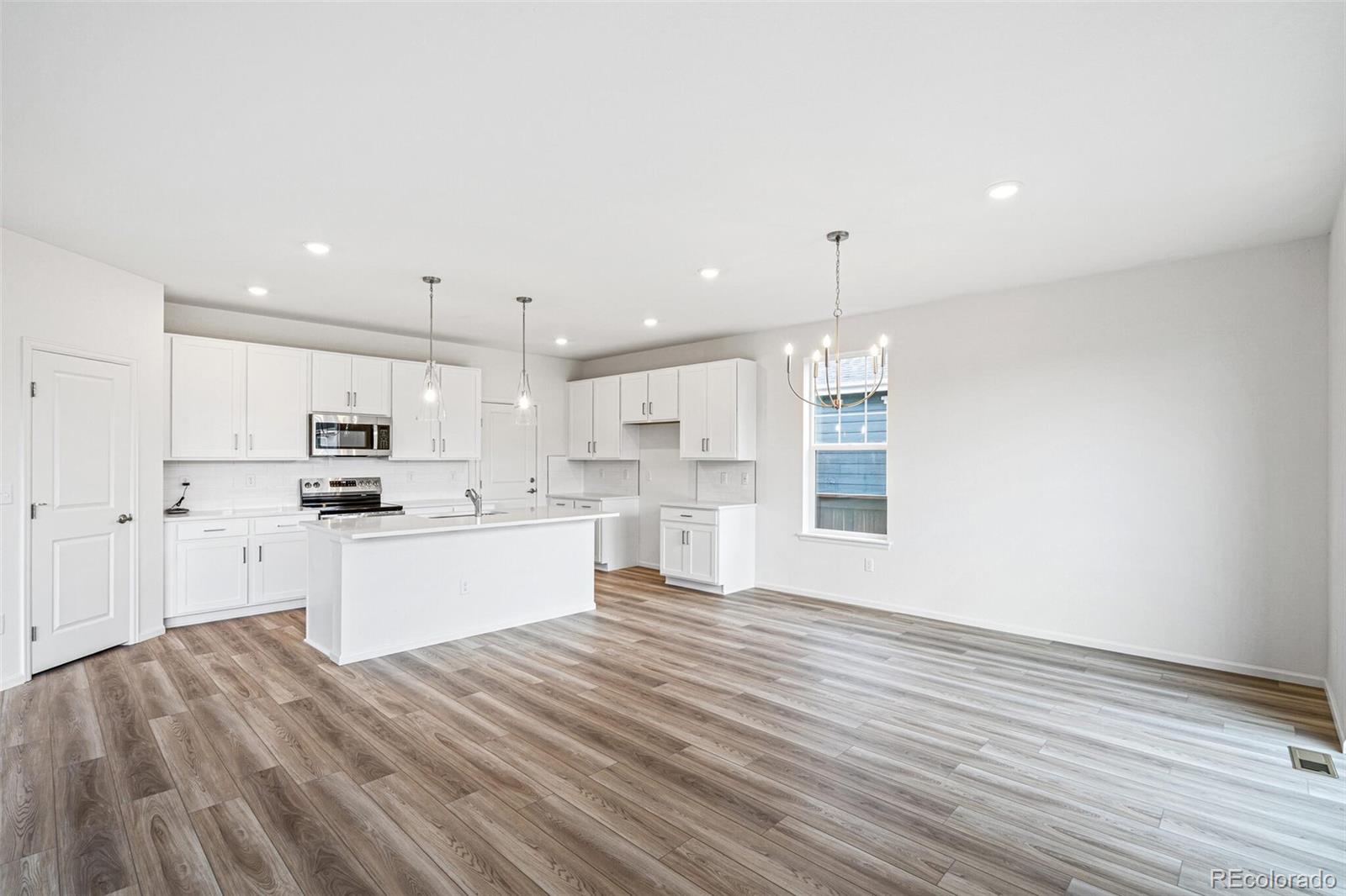 MLS Image #14 for 4691  amrock drive,johnstown, Colorado