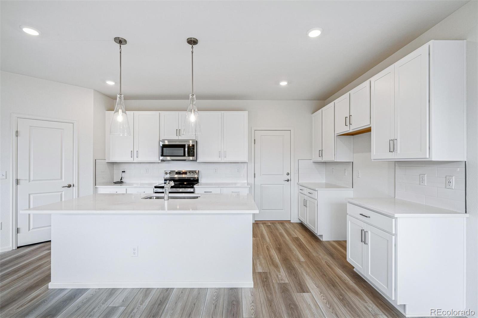 MLS Image #17 for 4691  amrock drive,johnstown, Colorado