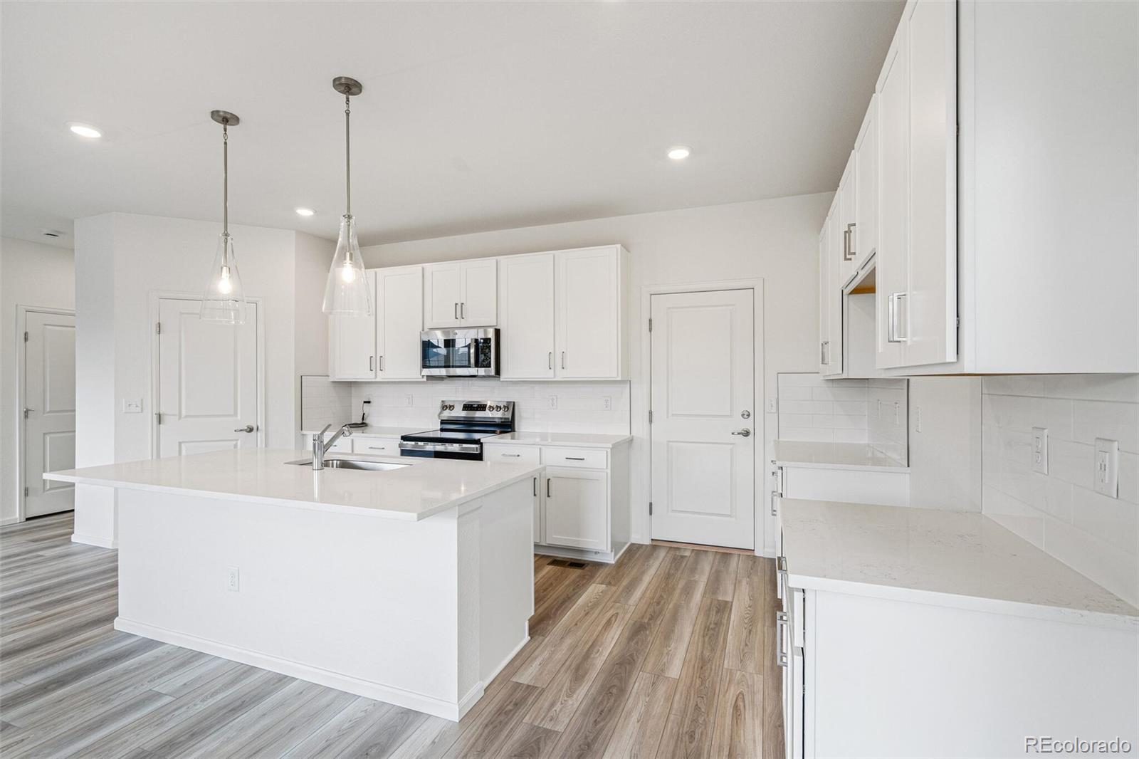 MLS Image #18 for 4691  amrock drive,johnstown, Colorado