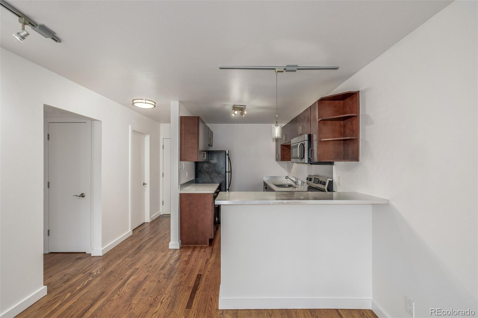 MLS Image #5 for 1245  columbine street,denver, Colorado