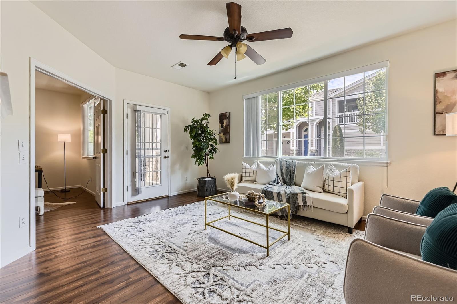 MLS Image #3 for 4221 s blackhawk circle,aurora, Colorado