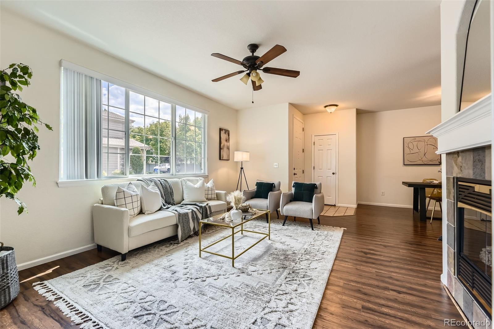 MLS Image #4 for 4221 s blackhawk circle,aurora, Colorado