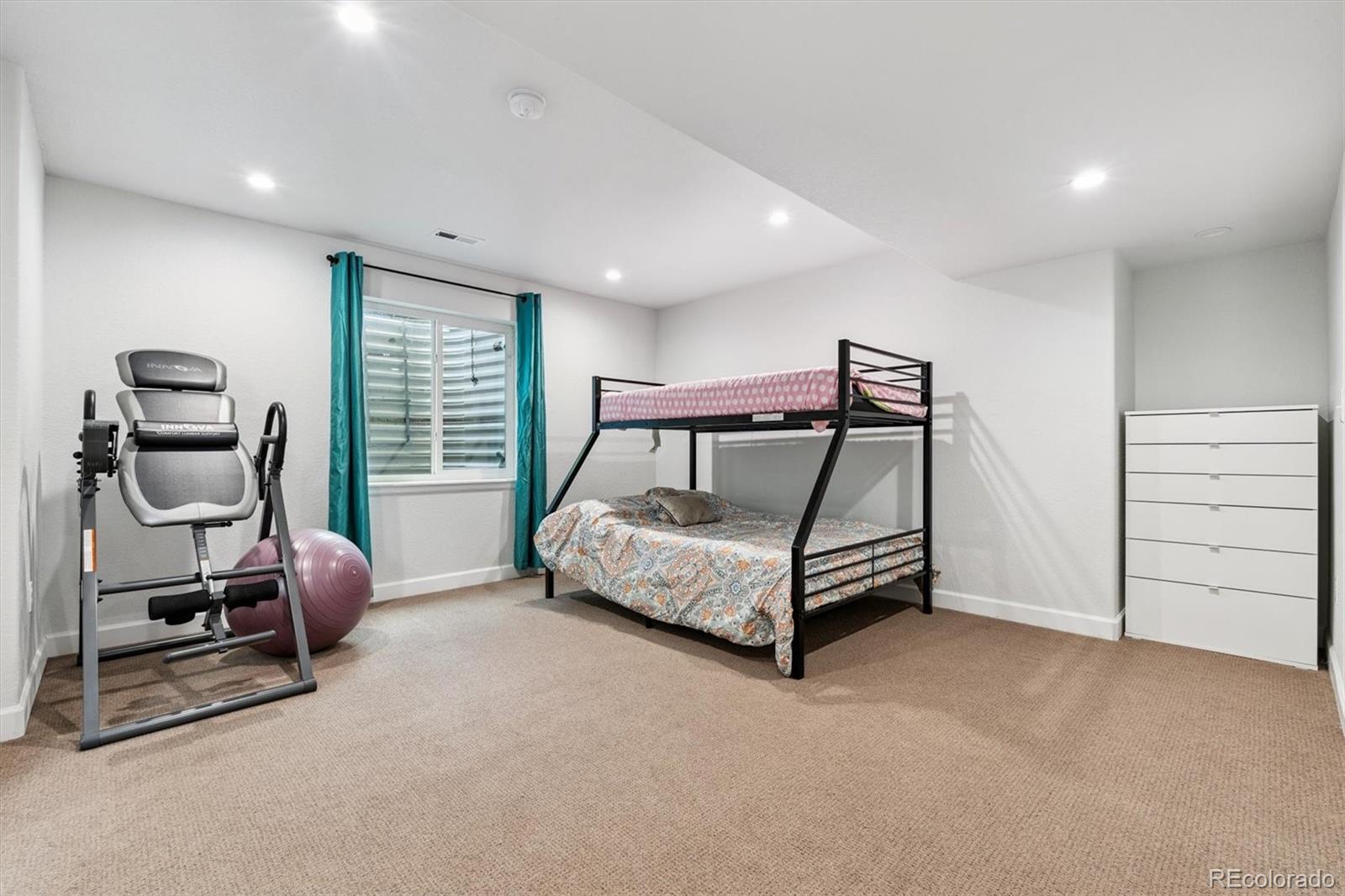 MLS Image #16 for 10288  olathe way,commerce city, Colorado
