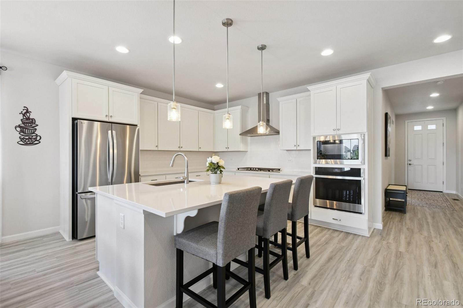 MLS Image #1 for 171 s waterloo street,aurora, Colorado