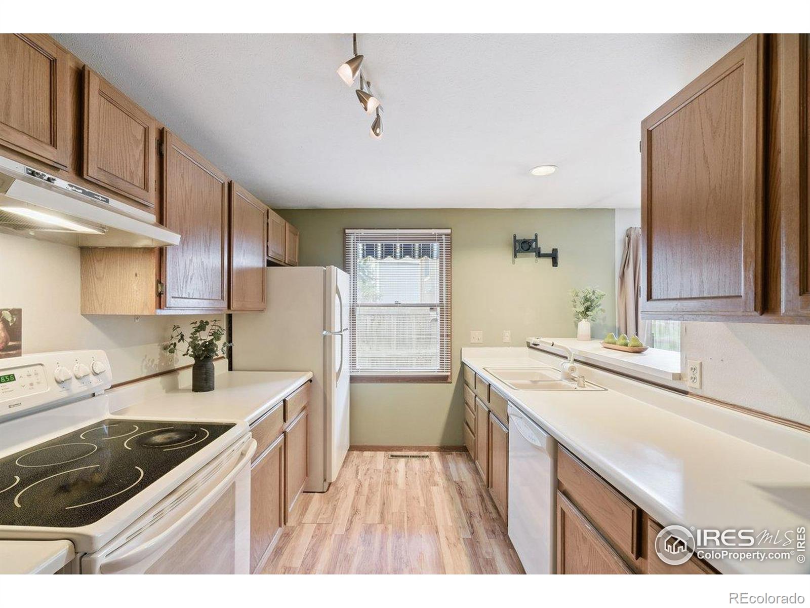 MLS Image #14 for 1819  birmingham drive,fort collins, Colorado